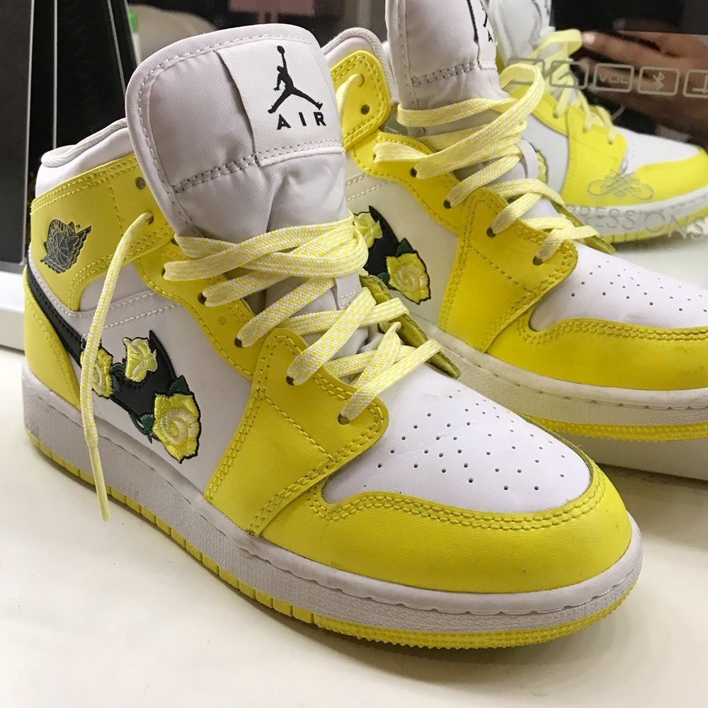 Air Jordan 1 Mid SE PS 'Rose Patch - Dynamic Yellow' Dynamic Yellow/White/Black